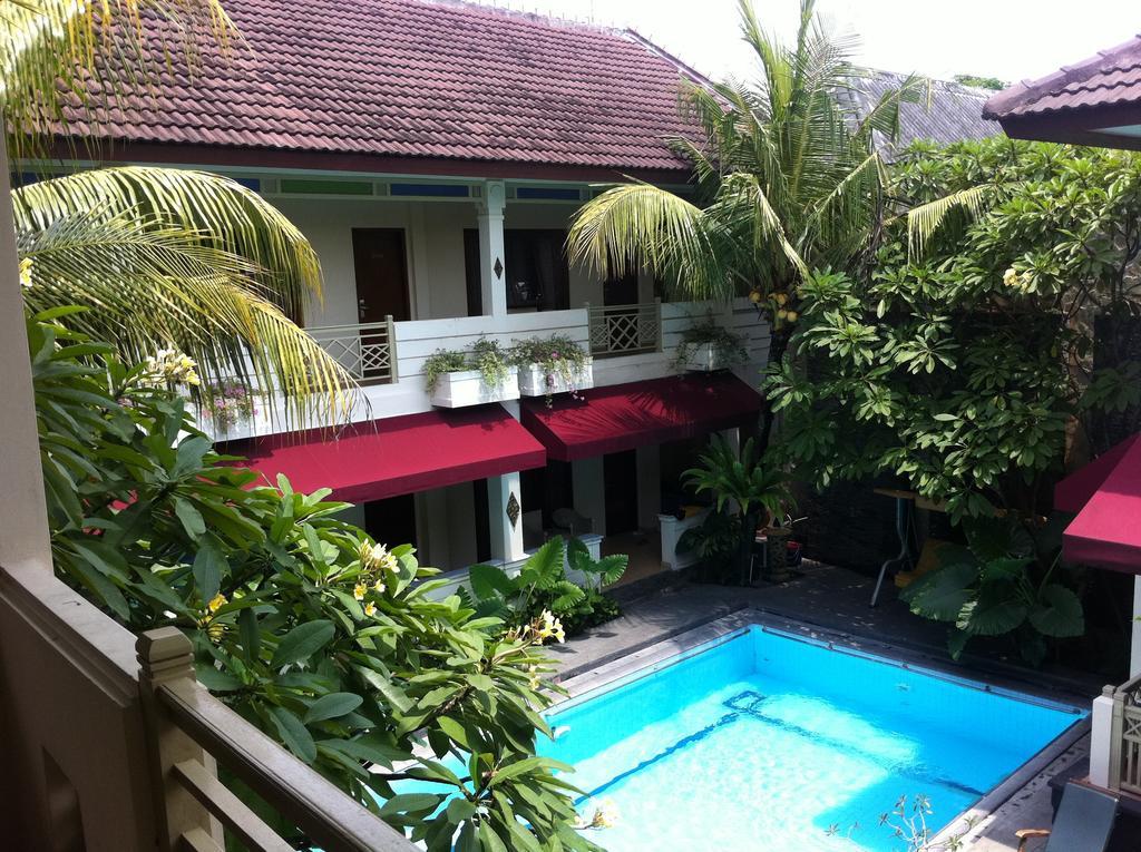 Hotel Indah Palace Yogyakarta Exterior foto