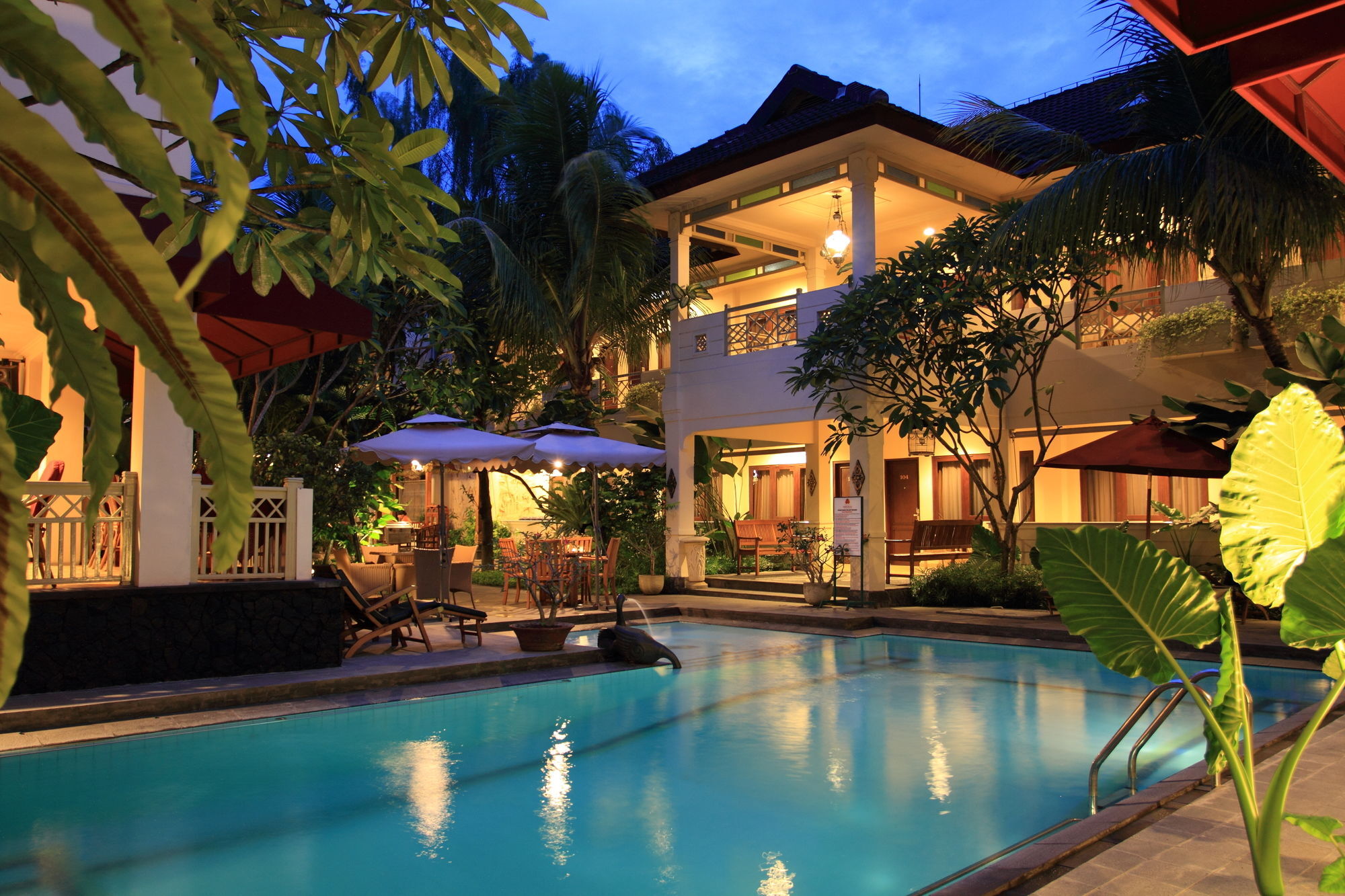 Hotel Indah Palace Yogyakarta Exterior foto